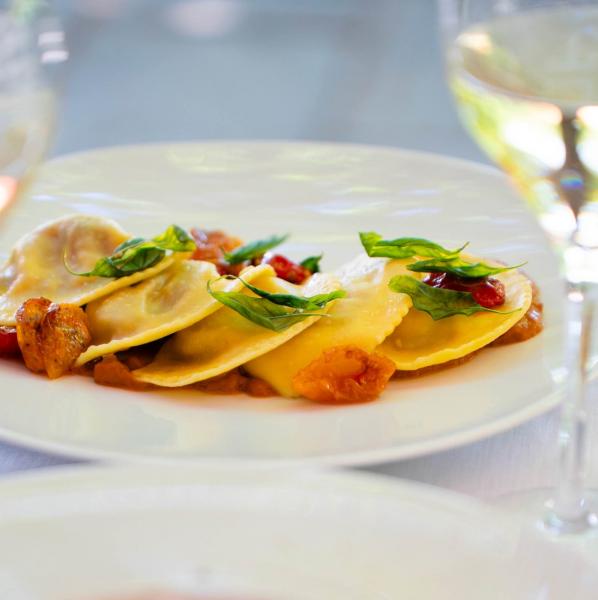 Ravioli burrata e melanzane